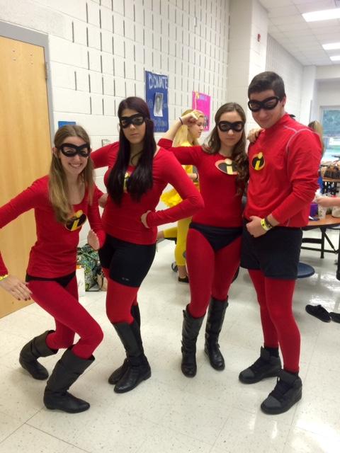 From left to right: Danielle Blitzer, Francesca Markowitz, Molly Cohen, and Nicholas Roth (The Incredibles)