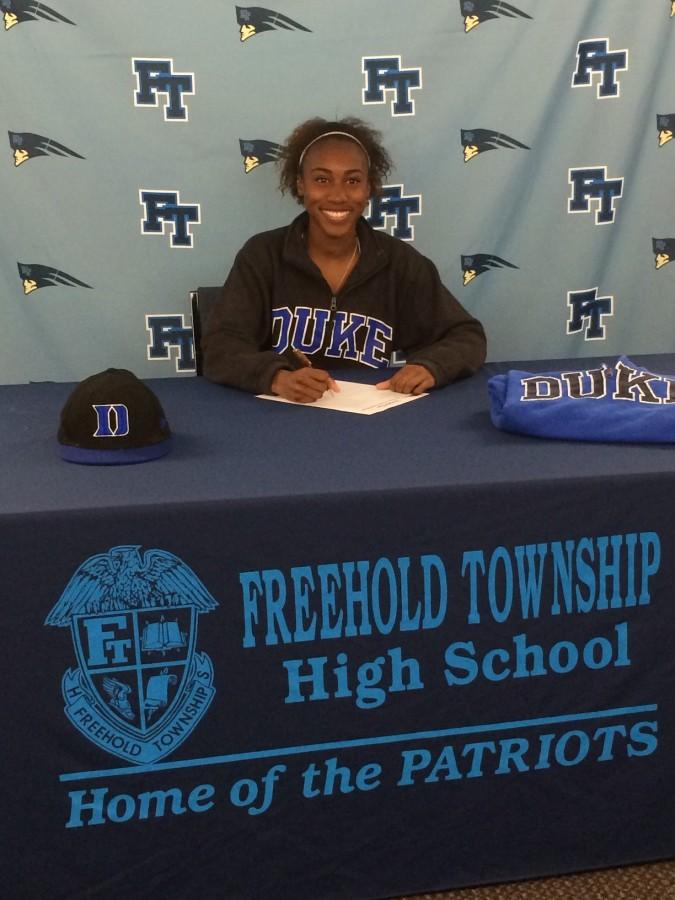 Dom Panton signs her letter of intent with Duke