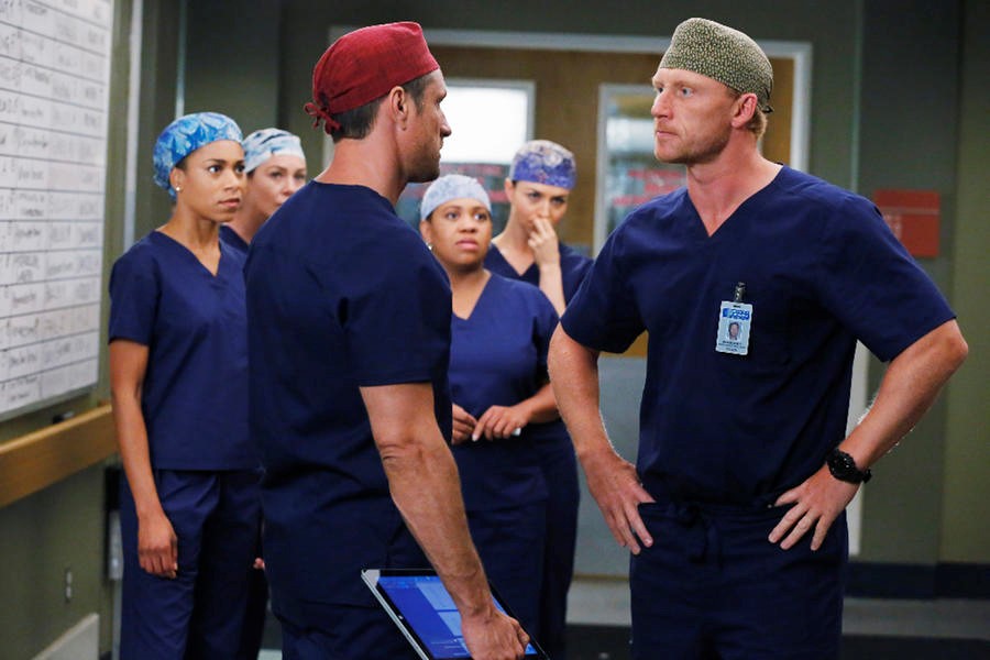 Owen (right) and Nathan (left), whose relationship remains a mystery. (image courtesy of TV Guide)