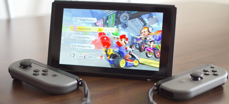 Mario Kart 8 Deluxe Multiplayer in portable mode. 

