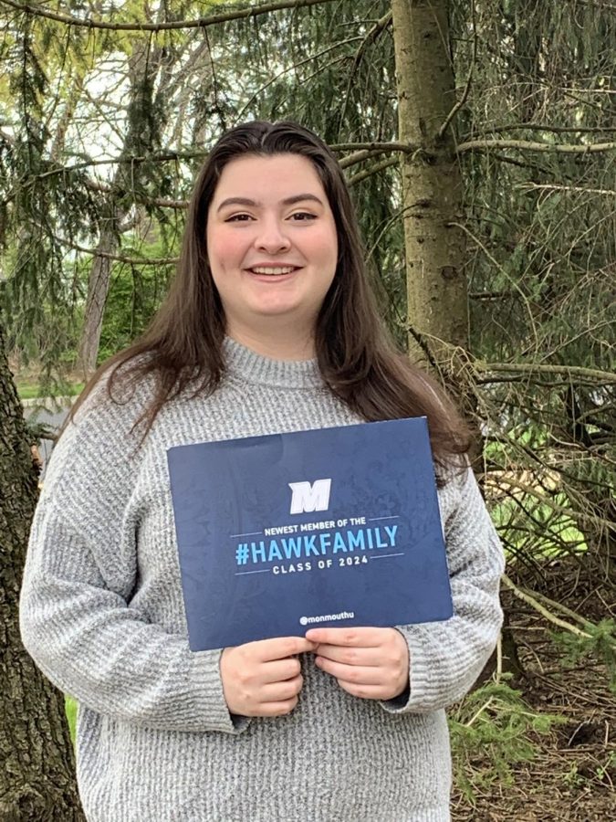 Ariana Connelly – Monmouth University