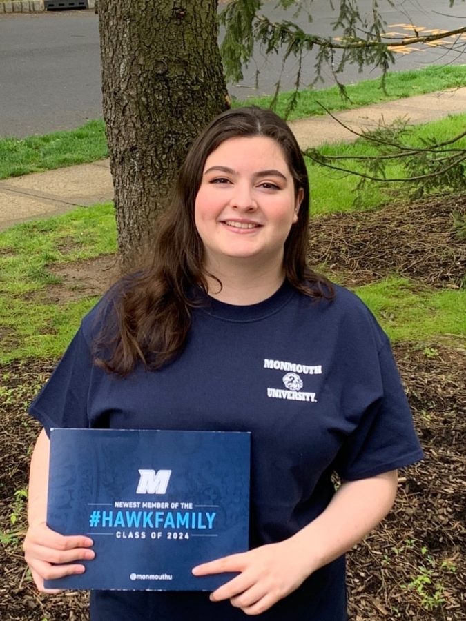 Ariana Connelly – Monmouth University